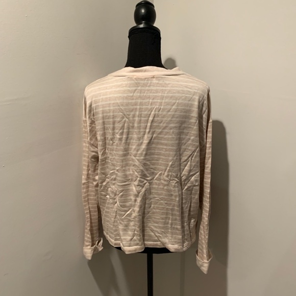 Lush Long Sleeve Stripe Pocket Tee Oatmeal & White Medium NEW - Picture 3 of 6